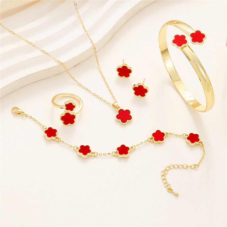 The Lucky Luxe Clover Set